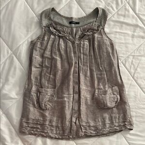 Women's Gray Sleeveless Top